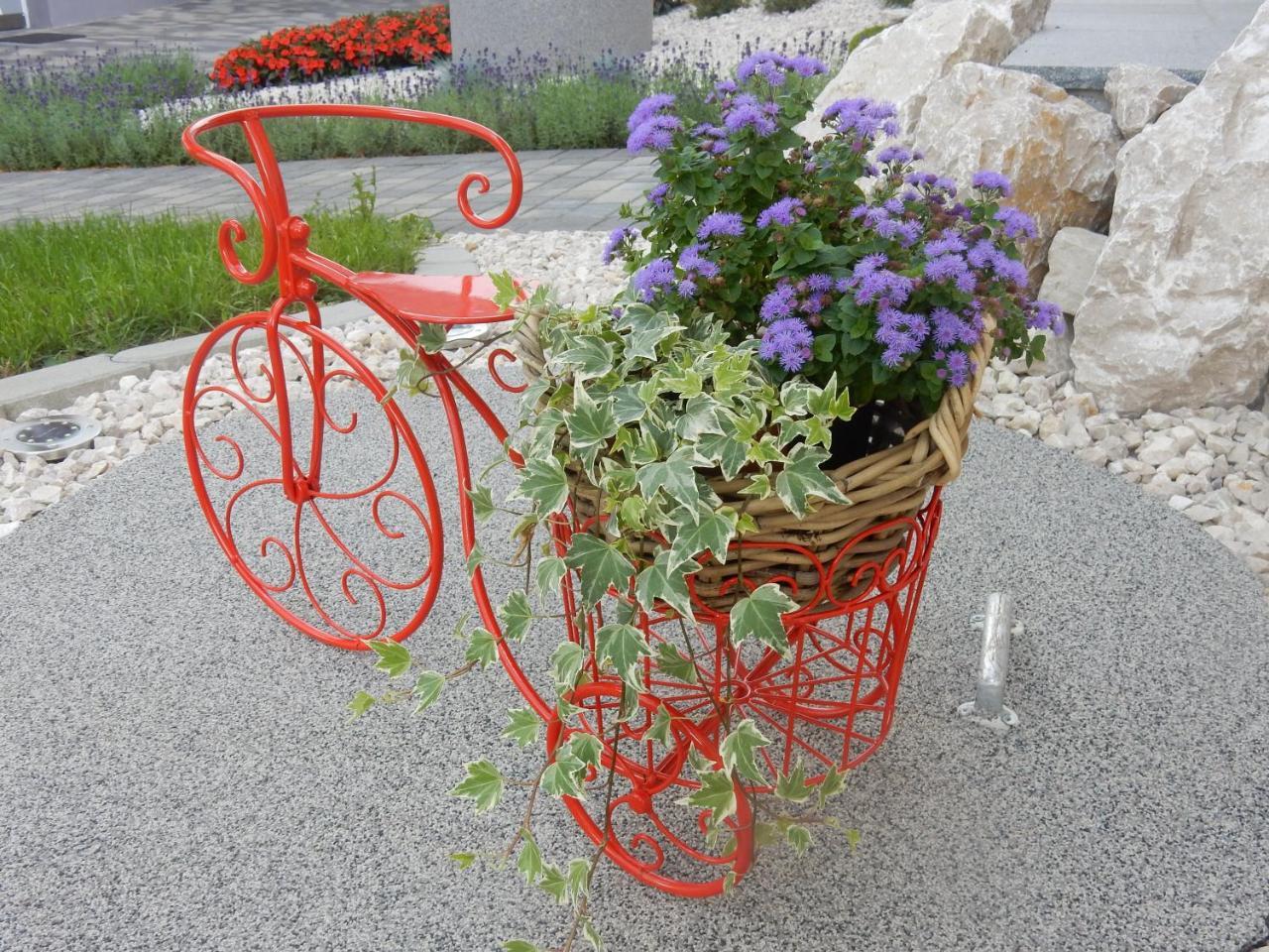 Fruehstueckspension Lach Bed and Breakfast Eberndorf Esterno foto